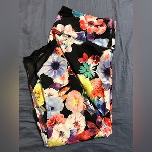 Old Navy Active Capris